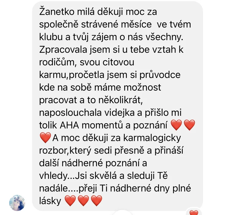 Recenze klientky Online klubu Přepis rodového otisku – AHA momenty, karmalogický rozbor, vhledy