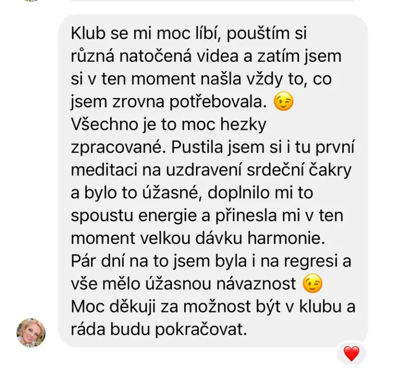Recenze klientky Online klubu Přepis rodového otisku – uzdravení čakry, energie, návaznost na regresi