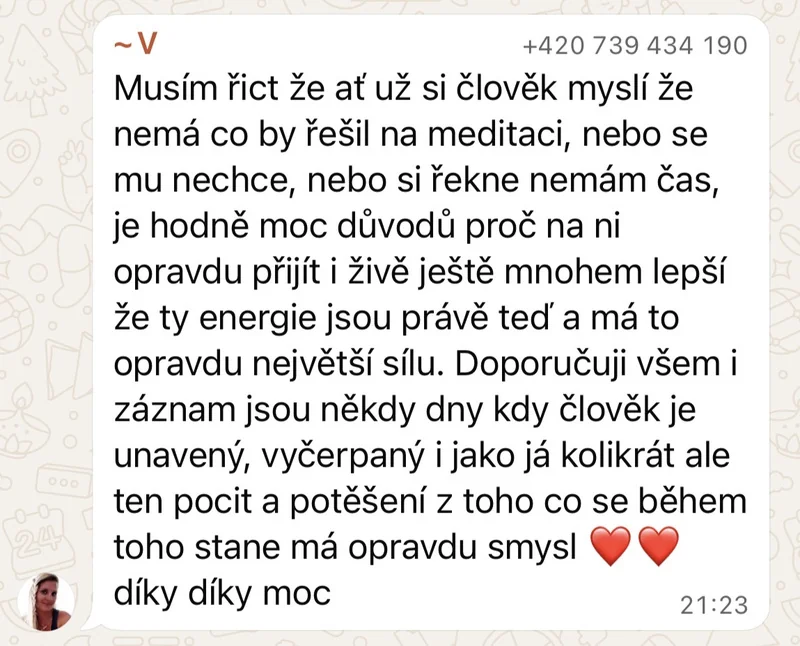 Recenze klientky léčivých meditací – přijít naživo, síla energie v reálném čase, smysl i pro unavené